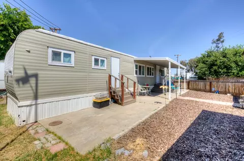 1941 N Golden State Blvd #50, Fresno, CA 93705