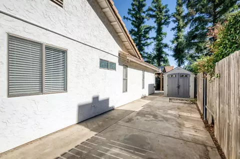 Exterior - 2560 Purvis Ave, Clovis, CA 93611 photo 13 of 13