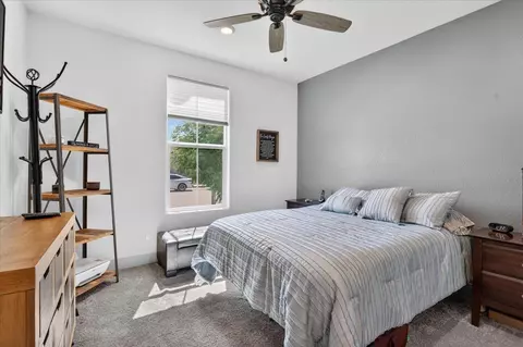 Bedroom - 2086 N Phillip Ave, Clovis, CA 93619 photo 10 of 12