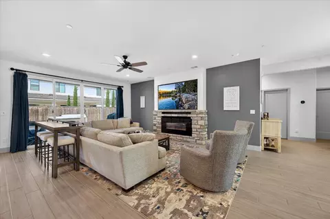 Living - 2086 N Phillip Ave, Clovis, CA 93619 photo 2 of 5