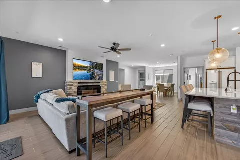 Other - 2086 N Phillip Ave, Clovis, CA 93619 photo 3 of 14