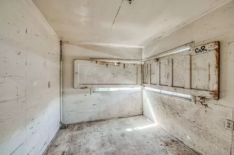 Other - 2450 Knowles St, Selma, CA 93662 photo 6 of 7