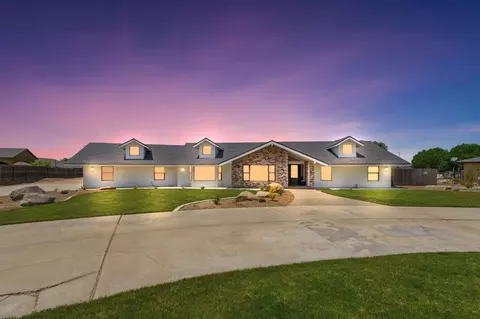 1023 N Euclid Ave, Dinuba, CA 93618