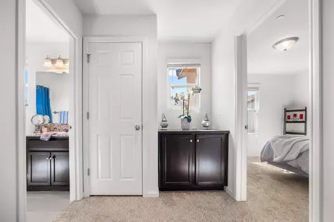 Entry Way - 1532 Joy Dr, Clovis, CA 93619 photo 7 of 9