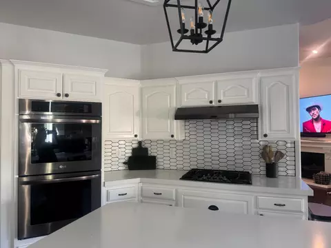 Kitchen - 1613 N Dewitt Ave, Clovis, CA 93619 photo 3 of 4