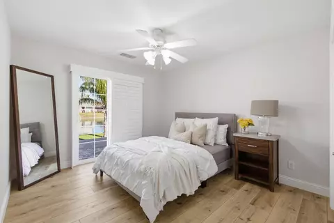 Bedroom - 4702 N Fallingwater Ln, Clovis, CA 93619 photo 2 of 4