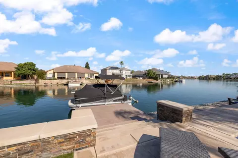 Other - 4702 N Fallingwater Ln, Clovis, CA 93619 photo 18 of 25