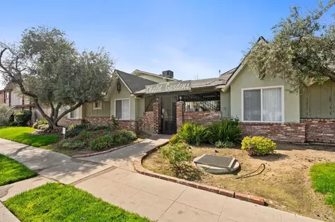 2017 N Winery Ave, Fresno, CA 93703