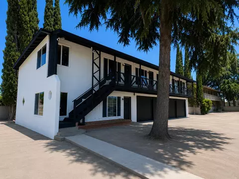 2026 E Hunter Ave, Fresno, CA 93703