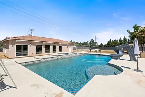 Exterior - 10024 E Bullard Ave, Clovis, CA 93619 photo 24 of 28