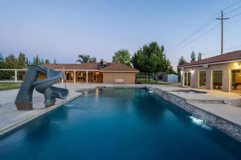 Exterior - 10024 E Bullard Ave, Clovis, CA 93619 photo 11 of 28