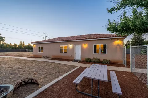 Exterior - 10024 E Bullard Ave, Clovis, CA 93619 photo 26 of 28