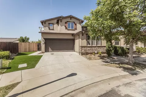 3113 Richert Ave, Clovis, CA 93619