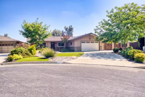 Exterior - 409 California Ave, Madera, CA 93637 photo 2 of 11