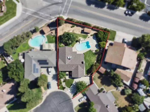 View/Area - 409 California Ave, Madera, CA 93637 photo 2 of 3