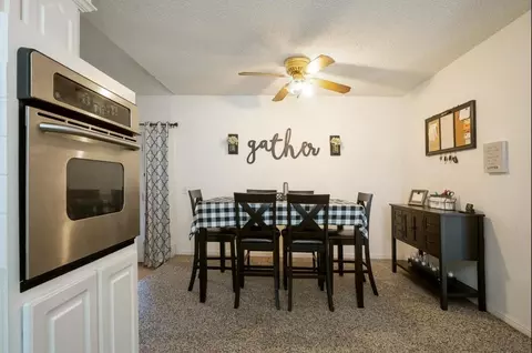 Dining - 1725 Fairmont Ave, Clovis, CA 93611 photo 1 of 1