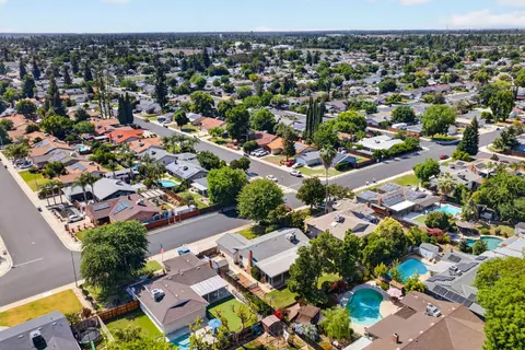 View/Area - 1091 Stanford Ave, Clovis, CA 93611 photo 2 of 2