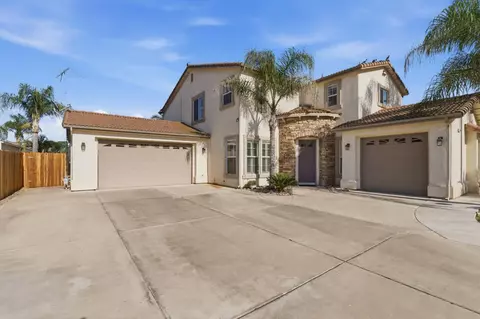 1406 Lily Ave, Sanger, CA 93657