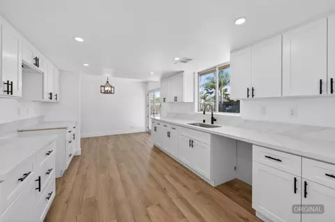 Kitchen - 2929 W Sinclair St, Caruthers, CA 93609 photo 2 of 2
