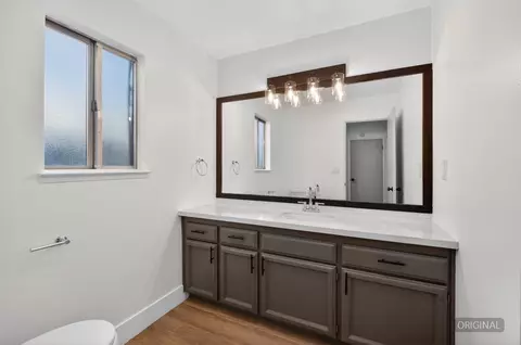 Bath - 2929 W Sinclair St, Caruthers, CA 93609 photo 2 of 5