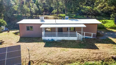 50707 Critter Creek Ln, Oakhurst, CA 93644