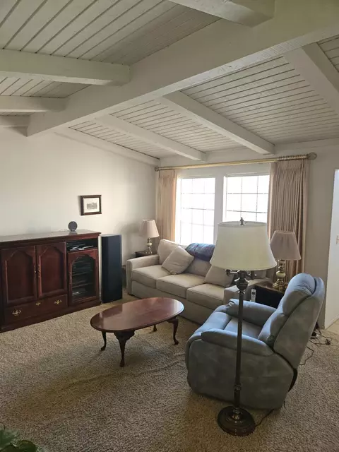 Living - 1657 Willow Ave, Clovis, CA 93612 photo 2 of 2