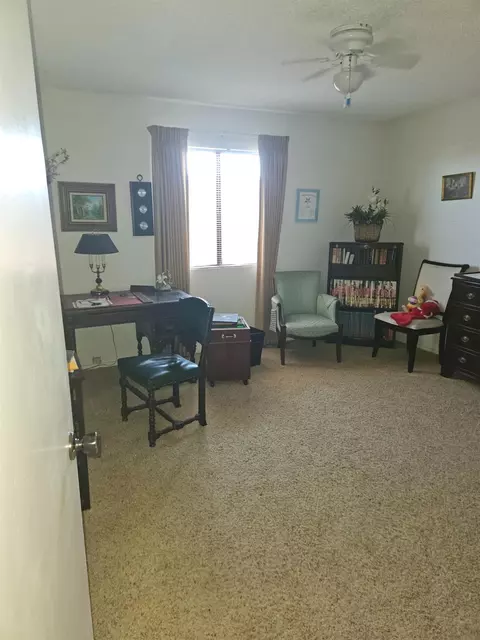Bedroom - 1657 Willow Ave, Clovis, CA 93612 photo 2 of 3