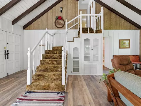 Entry Way - 45167 Tolladay Rd, Oakhurst, CA 93644 photo 1 of 2