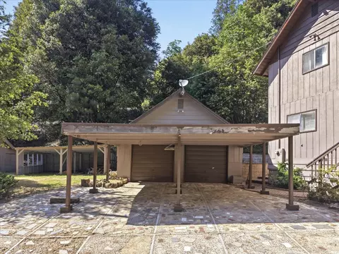 Exterior - 45167 Tolladay Rd, Oakhurst, CA 93644 photo 8 of 21