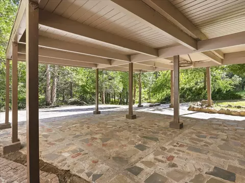 Exterior - 45167 Tolladay Rd, Oakhurst, CA 93644 photo 9 of 21