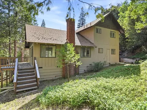 45167 Tolladay Rd, Oakhurst, CA 93644