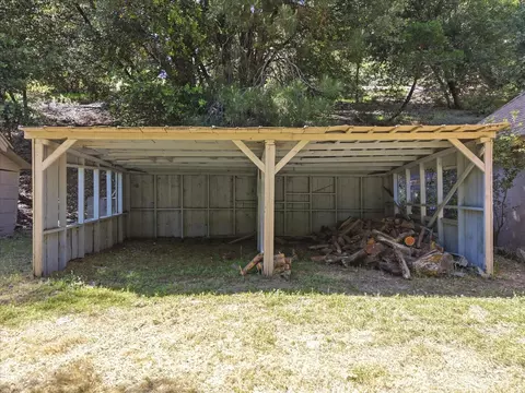 Exterior - 45167 Tolladay Rd, Oakhurst, CA 93644 photo 16 of 21