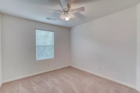 Bedroom - 1525 N Piccadilly Ln, Clovis, CA 93619 photo 6 of 7