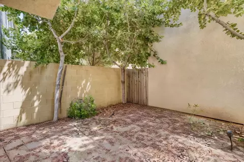 Exterior - 1525 N Piccadilly Ln, Clovis, CA 93619 photo 3 of 3