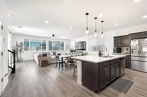 Kitchen - 4155 Dennis Ave, Clovis, CA 93619 photo 1 of 8