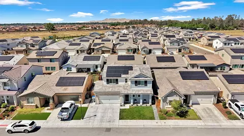 View/Area - 4155 Dennis Ave, Clovis, CA 93619 photo 2 of 6