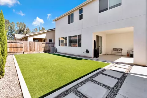 Exterior - 4155 Dennis Ave, Clovis, CA 93619 photo 6 of 8