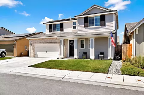 Exterior - 4155 Dennis Ave, Clovis, CA 93619 photo 3 of 8