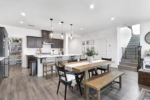Kitchen - 4155 Dennis Ave, Clovis, CA 93619 photo 2 of 8