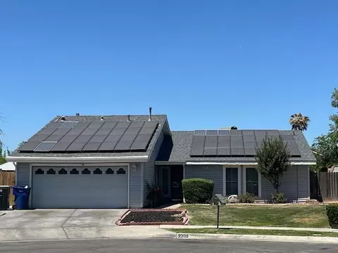 2208 S Garden Ave, Fresno, CA 93725