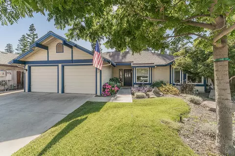 8531 N Rowell Ave, Fresno, CA 93720