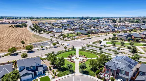 View/Area - 4112 Alamos Ave, Clovis, CA 93619 photo 5 of 7