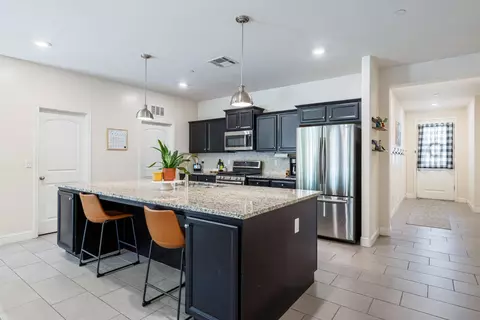 Kitchen - 4112 Alamos Ave, Clovis, CA 93619 photo 1 of 4