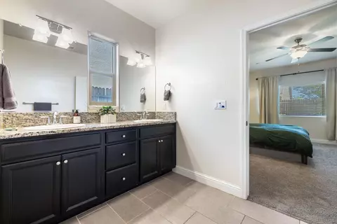 Entry Way - 4112 Alamos Ave, Clovis, CA 93619 photo 2 of 3