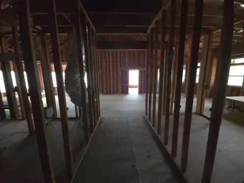 Entry Way - 33555 Merrill Ranch Rd, O Neals, CA 93645 photo 11 of 13