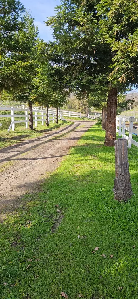 Exterior - 33555 Merrill Ranch Rd, O Neals, CA 93645 photo 3 of 18