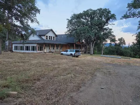 Exterior - 33555 Merrill Ranch Rd, O Neals, CA 93645 photo 11 of 18
