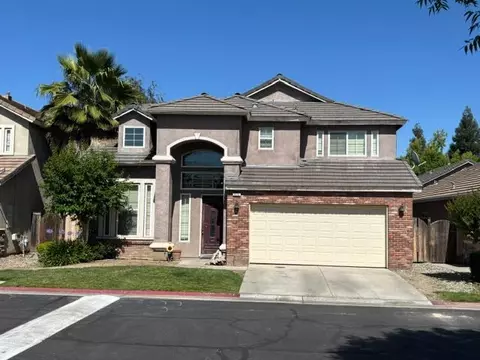 645 Lind Ave, Clovis, CA 93612