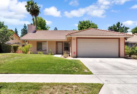 6311 N Cornelia Ave, Fresno, CA 93722