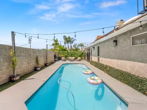 Exterior - 1012 Fedora Ave, Clovis, CA 93612 photo 4 of 5